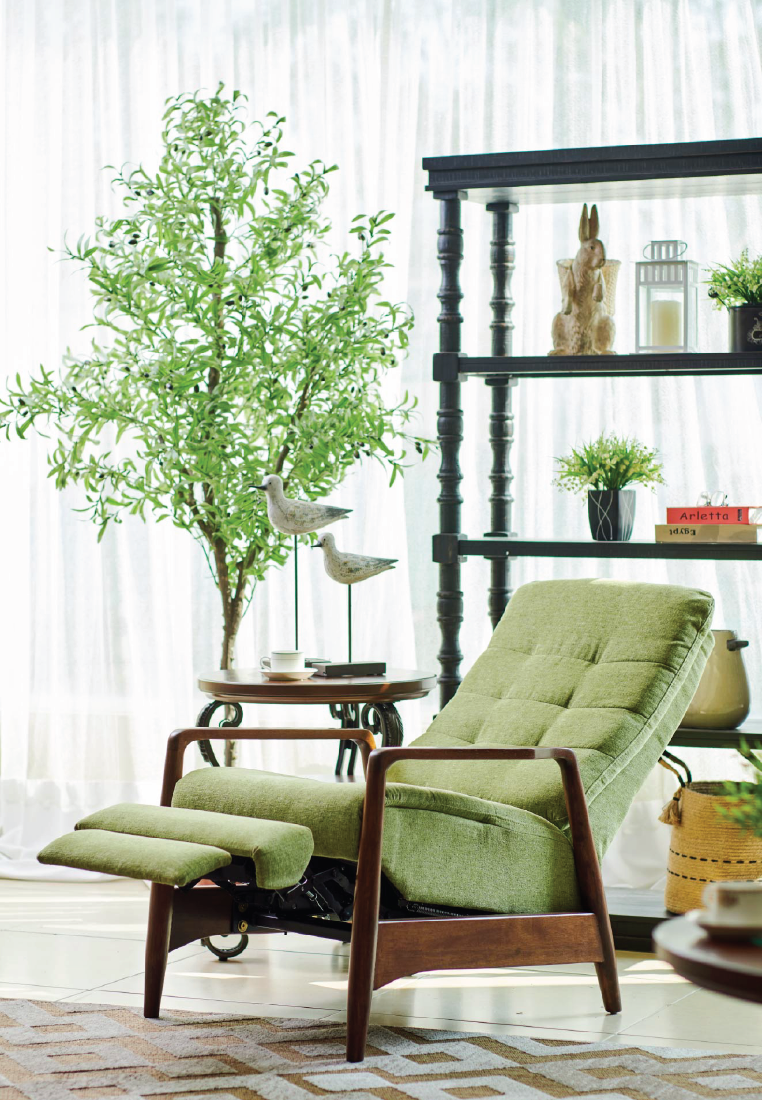 Dario Push Back Chair