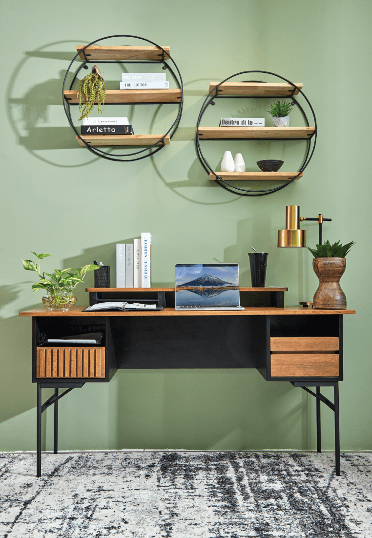 Claude Console Table